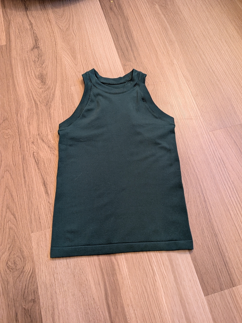 Athleta Seamless Muscle Tank, Size Small